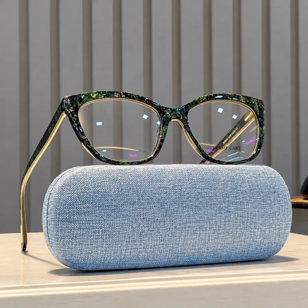 Premium Tortoiseshell Cat-Eye Eyeglasses with Gold-Tone